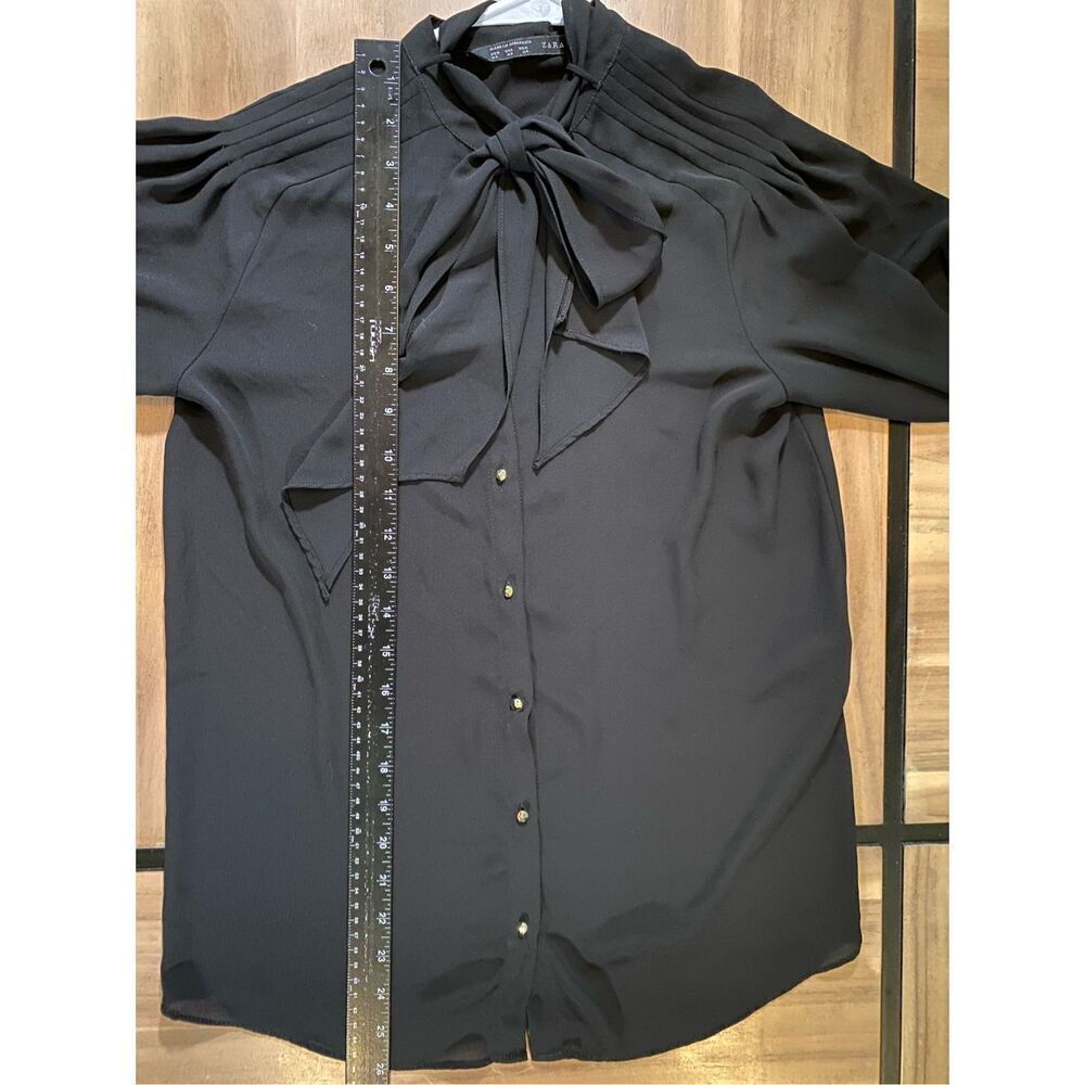 Zara Basic Button Up Blouse - Picture 5 of 6